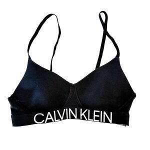 Calvin Klein Performance Skinny Strap Pullover Sports Bra - Size M